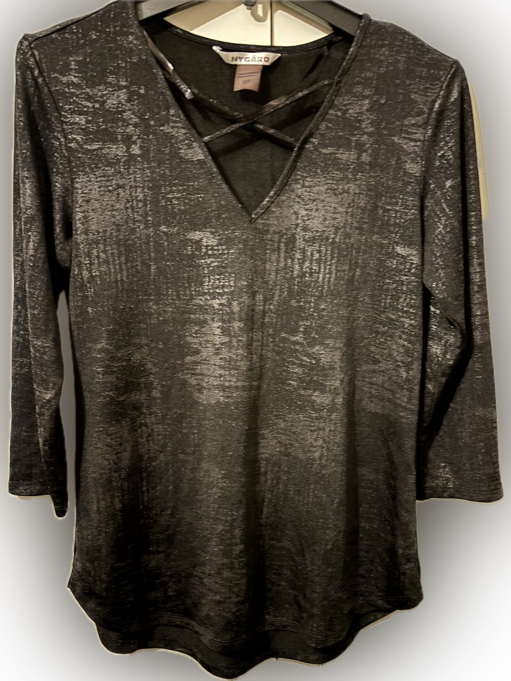 ⭐️ 4 for $25 SALE ⭐️ Nygard Black Metallic Long-Sleeve V-Neck Top - Picture 1 of 2